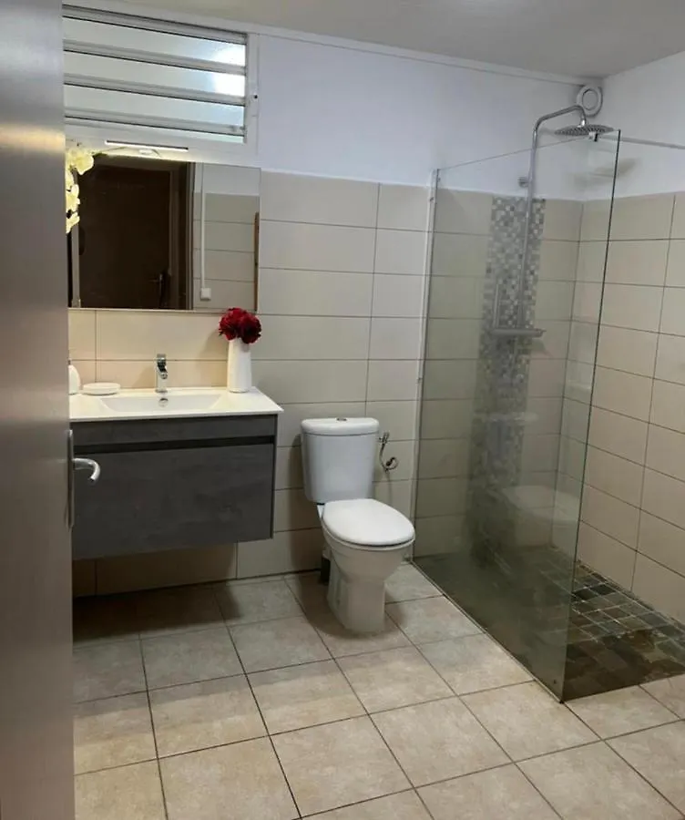 Bas De Villa Cosy Baie-Mahault 0*,  Guadeloupe