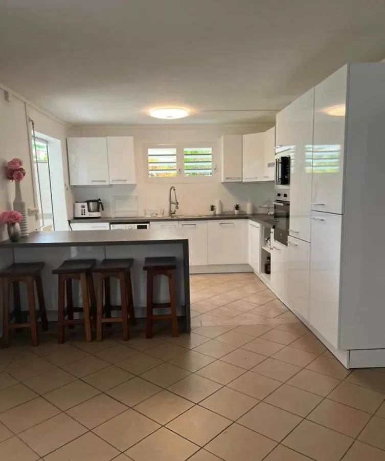Bas De Villa Cosy Baie-Mahault